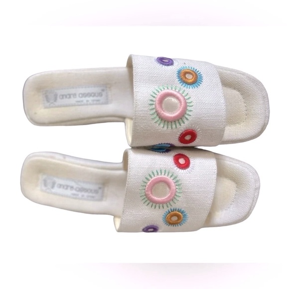 Andre Assous made in Spain sandals size 8 - 3.5 inch heel wedge slip on - Picture 3 of 8